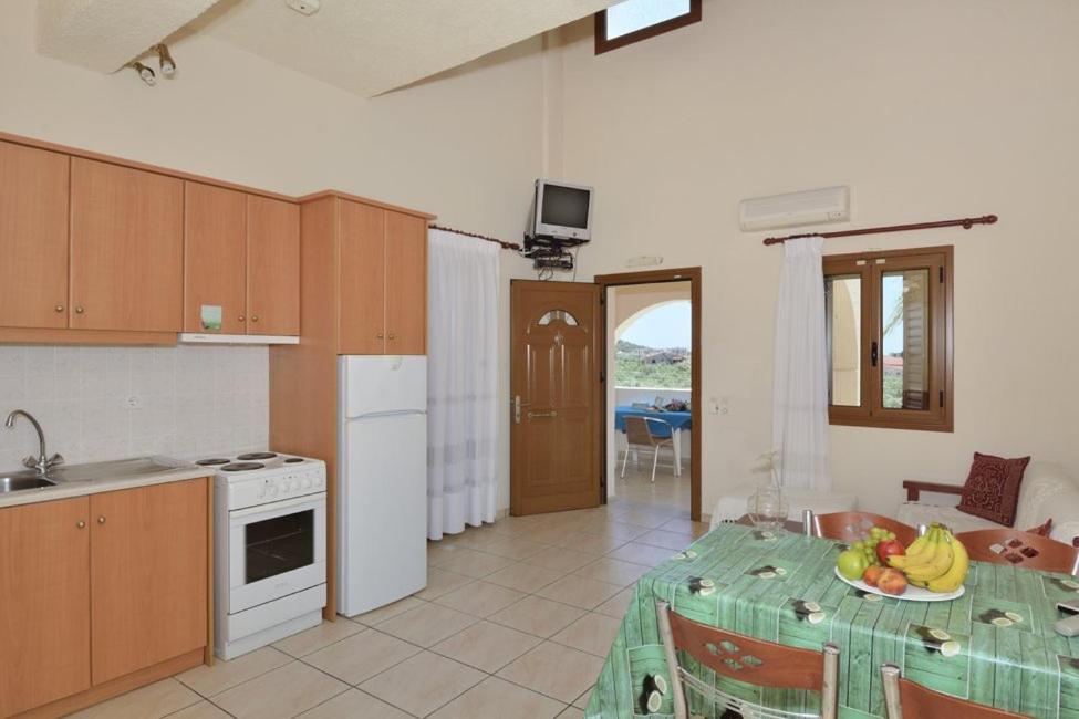 Markos Apartments 1 斯陶帕 外观 照片